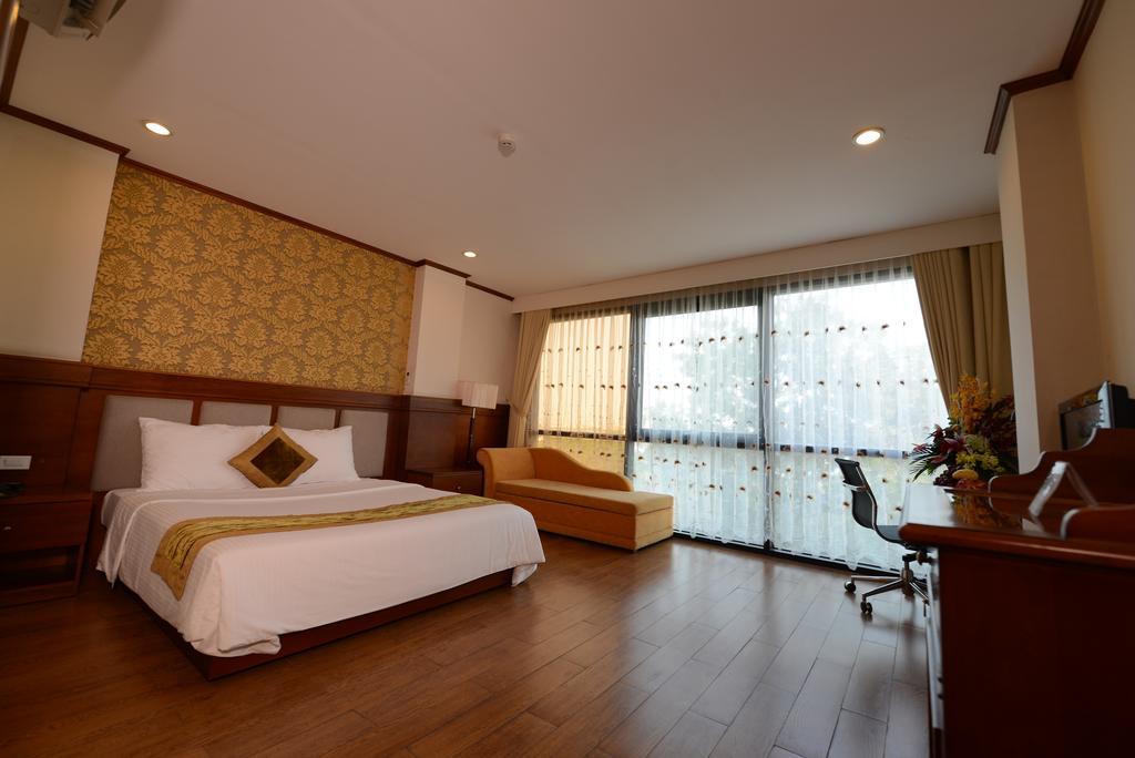 Sunset Westlake Hanoi Hotel Exteriör bild